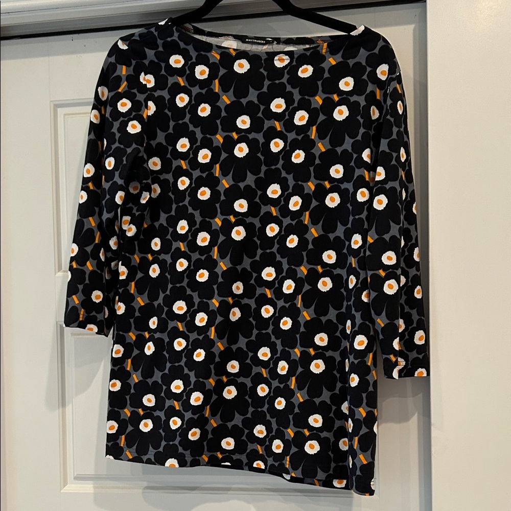 Marimekko Black and White Floral Long Sleeve Top
